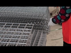 Atelier d'assemblage de barrières défensives