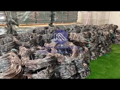 affichage du processus d'emballage des mailles de barrière de réservoir