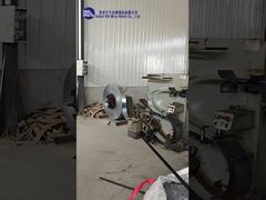 L'usine démontre le processus de production du fil de rasoir