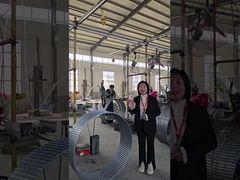 Clôture en fil de rasoir croisé en acier inoxydable BTO-16 BTO-22 Clôture en fil barbelé à lames de rasoir