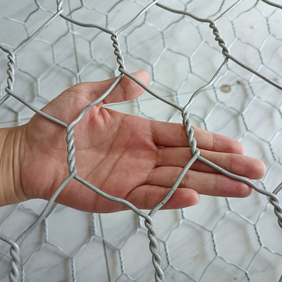 4 mm Hexagone 2m Longueur Galfan Gabion paniers Cages Murs de protection contre les eaux de mer Matelas