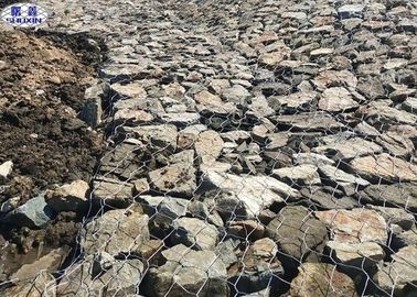 Protection forte de Gabions remplie par pierre de lutte contre les inondations pour la fermeture de rivière