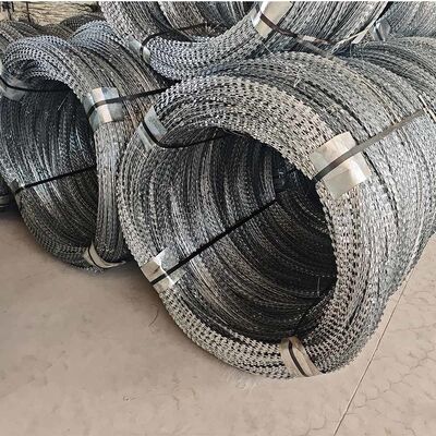 Galvanized Razor Barbed Wire For Protection Hot Dipped Galvanized BTO 22