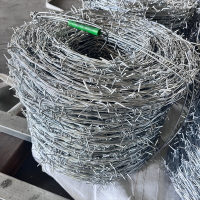 1.6 mm 500 m 25 kg/rouleau fil barbelé galvanisé trempé à chaud