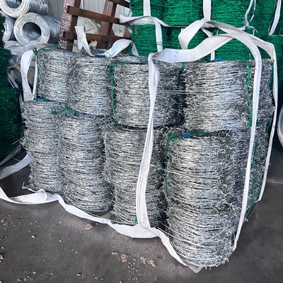 Vente en gros de fils barbelés en acier galvanisé électrique à bas prix pour le ménage