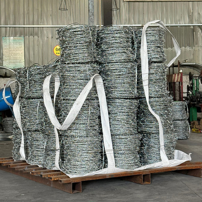 Fil barbelé croisé Mesures défensives Anti-corrosion Fil galvanisé soudé fil barbelé Fil de clôture