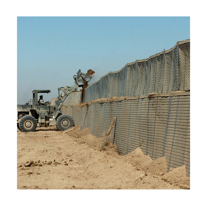 Le fil d'acier à faible teneur en carbone a soudé les barrières défensives militaires de 75*75mm pour le champ de tir