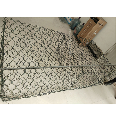 Fil hexagonal résistant Mesh For Retaining de paniers enduit par PVC de 8x10cm Gabion