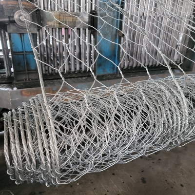 Gardez le panier de gabion de la banque de mer avec du fil galvanisé trempé à chaud pour la résistance à la corrosion