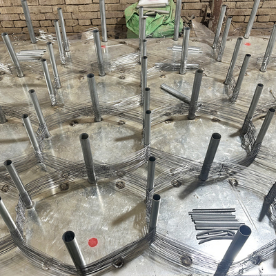 Vente à chaud Barrières de réservoirs Maillage en acier Maillage de fil de fer Trap Réseau Russie