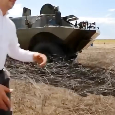 Maillage de fil de rasoir militaire galvanisé renforcé pour les barrières antichars