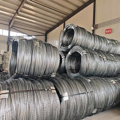 Lame galvanisée à chaud, fil de fer barbelé, sécurité agricole, Anti-escalade