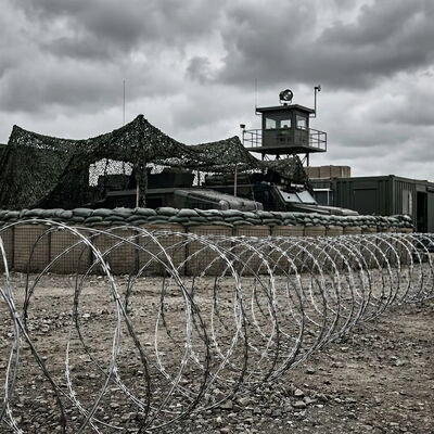 CBT-60 Razor Barbed Wire Steel Type métallique peut être personnalisé Matériau de clôture de sécurité adapté à divers environnements