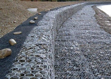 Le système Gabion de mur de soutènement de panier de  Gabion enferme dans une boîte des cages