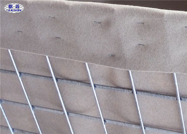 Le sable et les barrières militaires de Hesco remplies par terre ont soudé Gabion avec le géotextile rayé