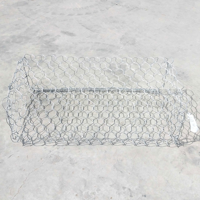 Les paniers de 2*1*1 M Size Galvanized Gabion jettent un pont sur pour protéger la certification de la CE de rivière